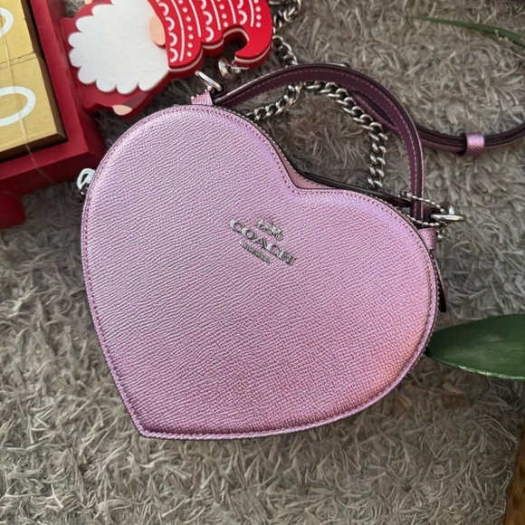 Coach Heart Crossbody - Picture 6 of 13